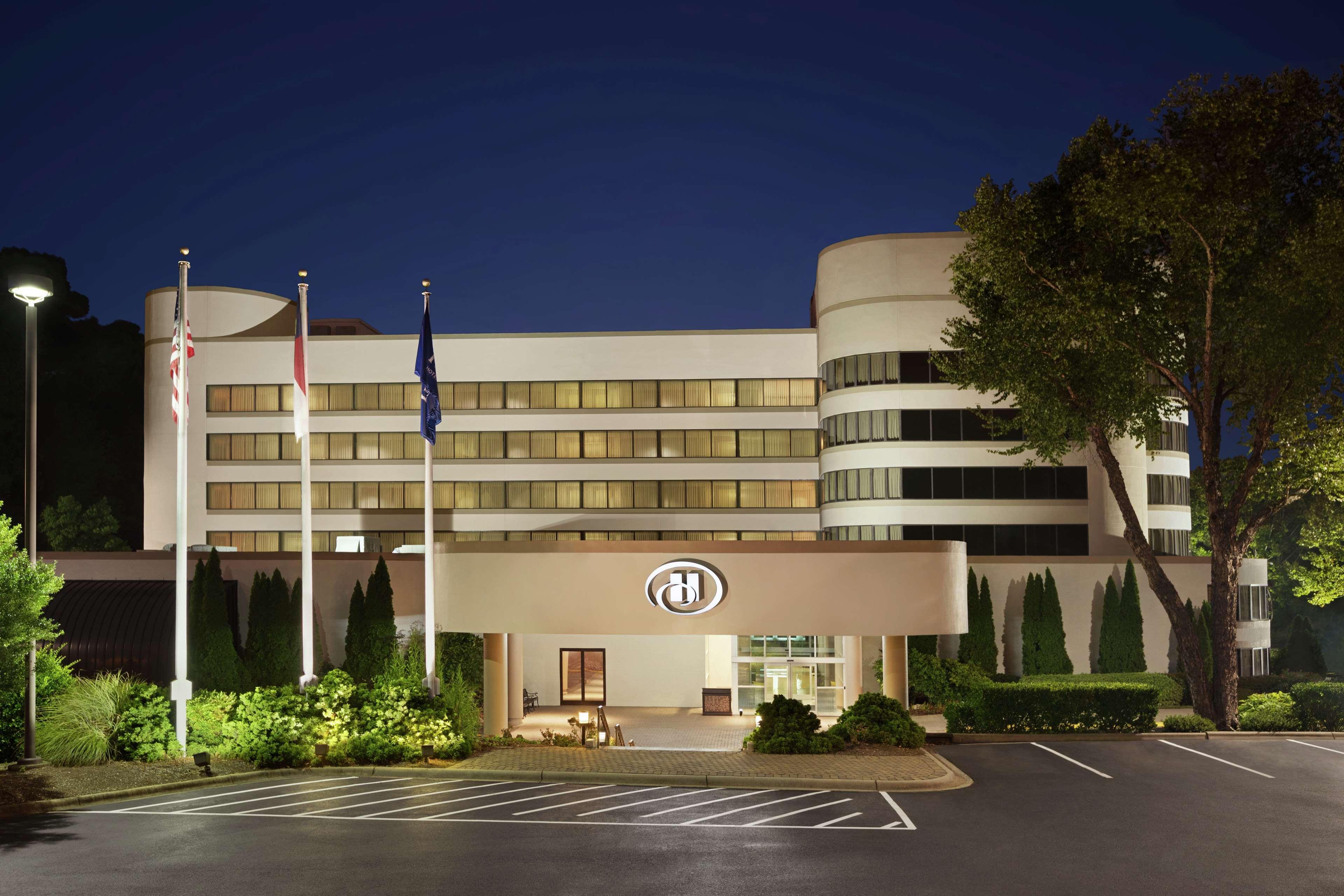 Doubletree By Hilton South Charlotte Tyvola Hotel Exterior photo